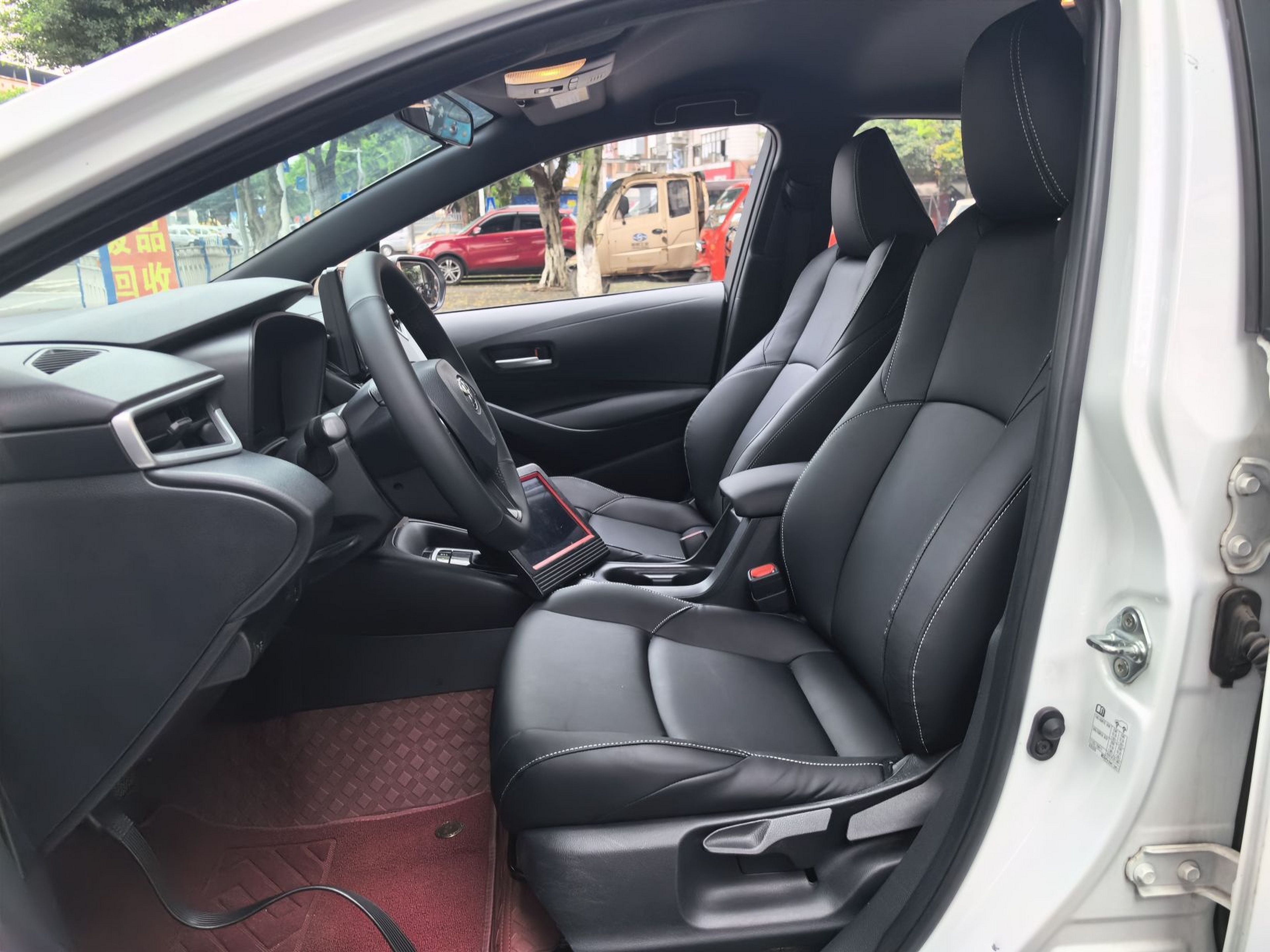 Interior delantero