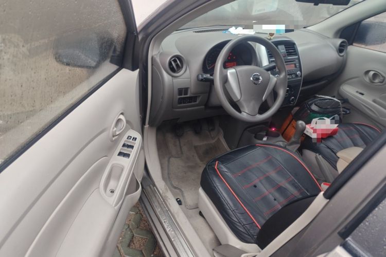 Used Nissan Sunny 2014 1.5XE Manual Elite Edition Driver Seat