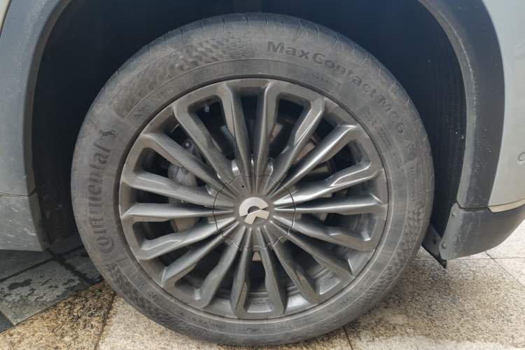Used Nio ES8 2020 415 km Signature Edition 6-Seater Version

