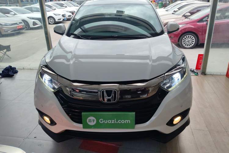 Used Honda Vezel 2020 1.5L CVT Pioneer Edition Front