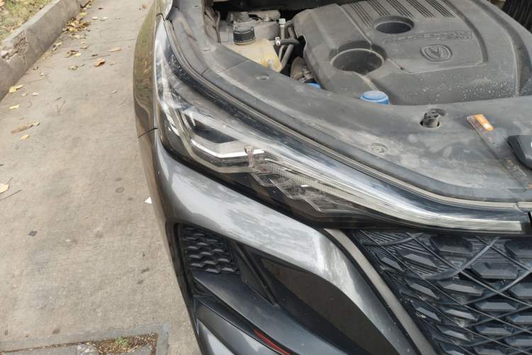 Used CHANGAN CS75 PLUS 2021 1.5T Automatic Prestige Model Right Front Headlight