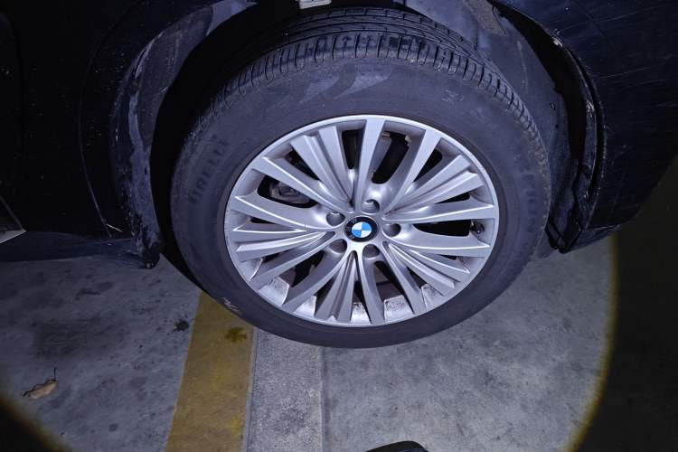 Used BMW X5 2017 xDrive28i
