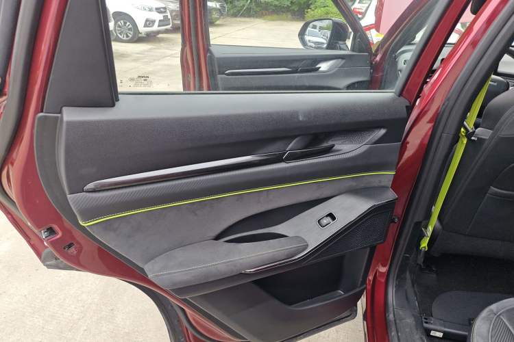 Used Haval H6S 2022 2.0T All-Wheel-Drive Trendy Sports Edition