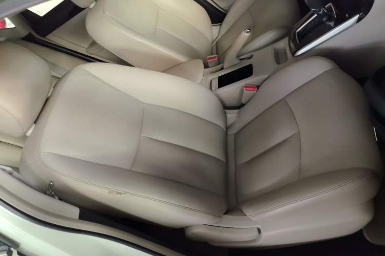 Used Nissan Sylphy 2016 1.6 XL CVT Luxury Edition Right Front Seat