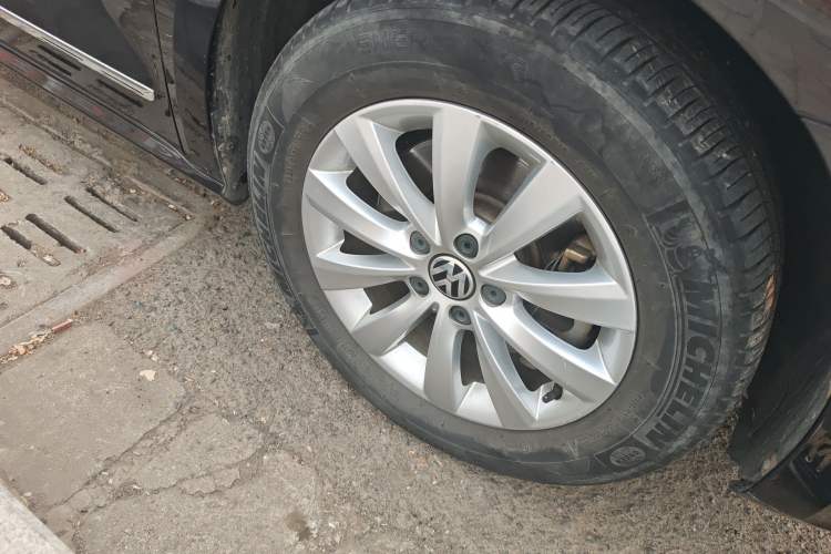 Used Volkswagen Passat 2014 1.8TSI Automatic Prestige Edition
