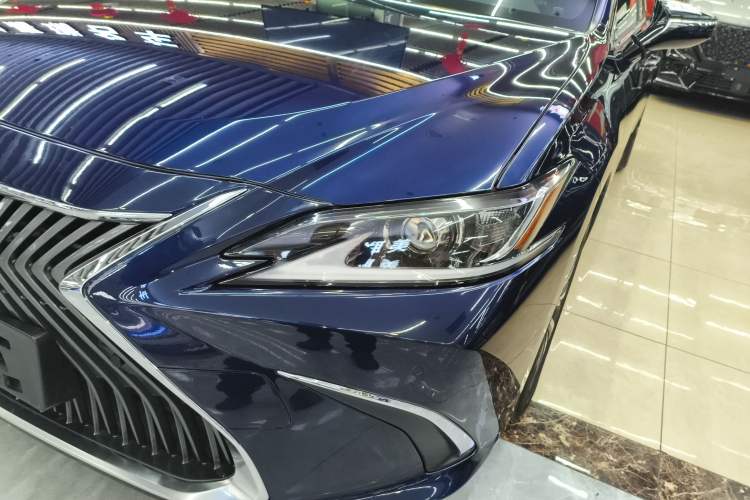 Used Lexus ES 2018 200 Excellence Edition China V Standard
