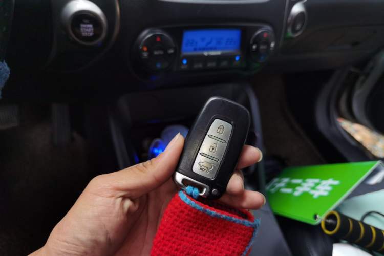 Used Hyundai ix35 2010 2.0L Automatic Two-Wheel Drive Elite Edition GLS
