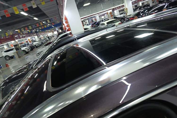 Used Buick Envision 2016 20T Two-Wheel-Drive Elite Model Roof