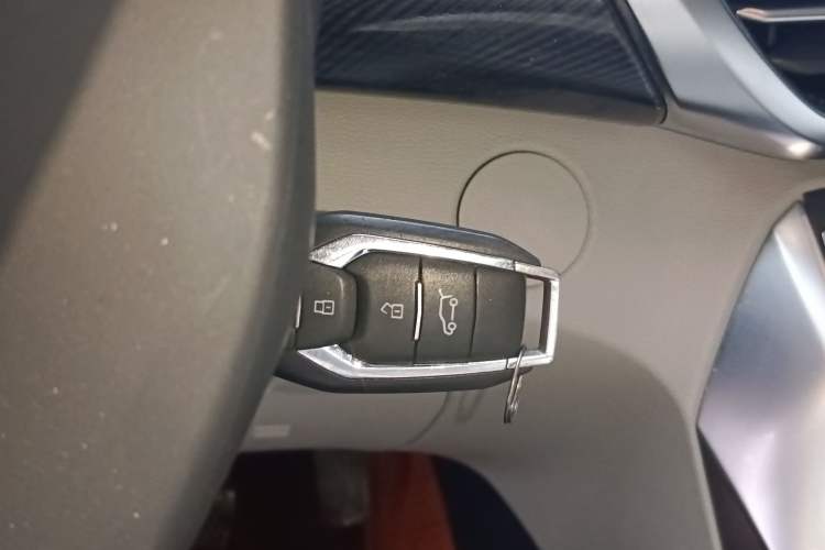 Used SAIC MAXUS G50 2022 1.5T Automatic Comfort Touring A
