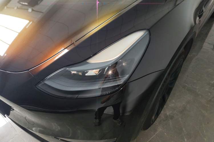 Used Tesla Model Y 2022 Long-Range All-Wheel-Drive Version
