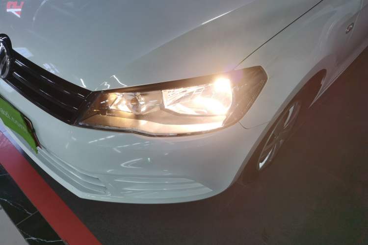 Used Volkswagen Jetta 2015 Value Edition 1.6L Manual Fashionable Style