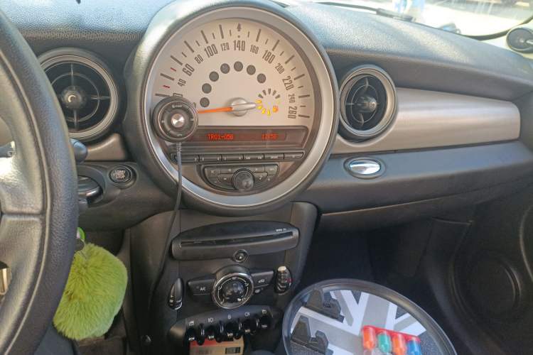 Used MINI 2011 1.6L ONE