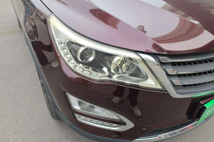 Used Baojun 560 2016 1.8L iAMT Luxury Model Right Front Headlight