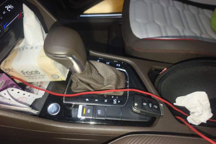 Used Volkswagen Tiguan L 2022 330TSI Automatic Two-Wheel Drive R-Line Flagship Edition Gear Lever