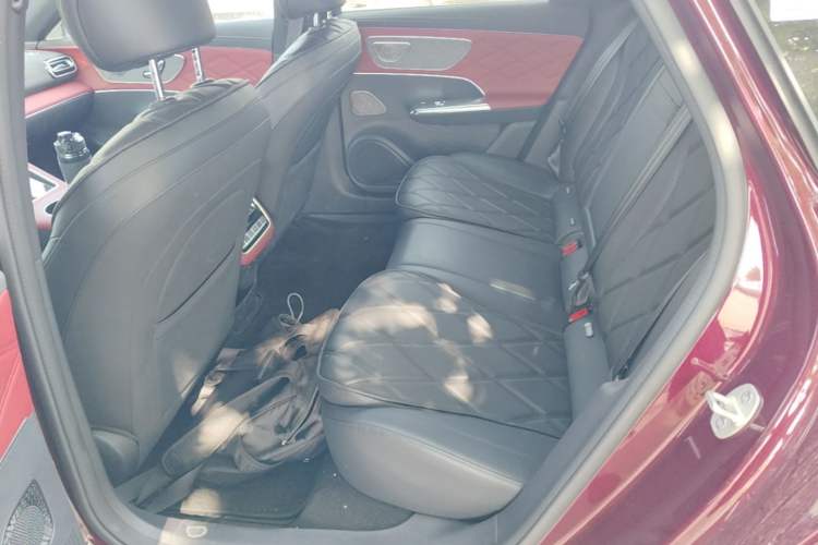 Used Chery Fulwin A9L 2025 Model, Four-Wheel Drive High-Energy Peak Edition Left Rear Seat