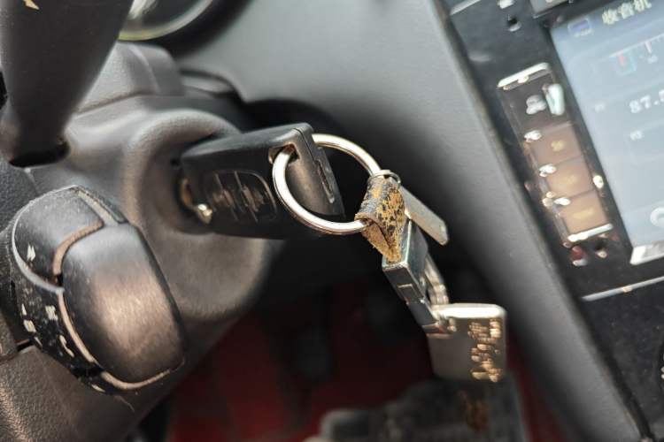 Used Peugeot 408 2013 1.6L Manual Comfort Edition
