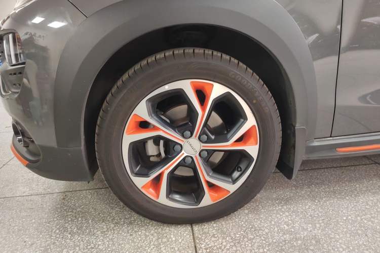 Used Lynk & Co 02 2018 1.5T DCT Two-Wheel Drive Zhaoban China V Standard
