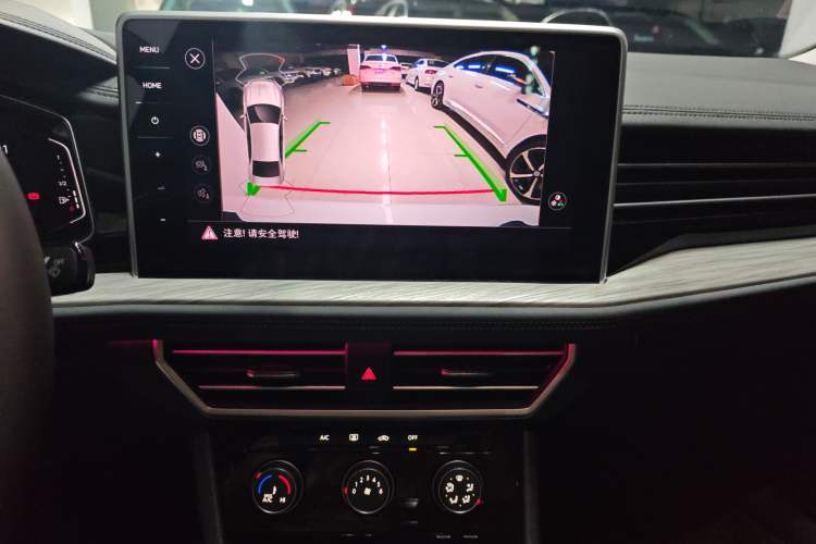 Used Volkswagen Sagitar 2025 Revised Version Three 300TSI DSG Excellence Edition
