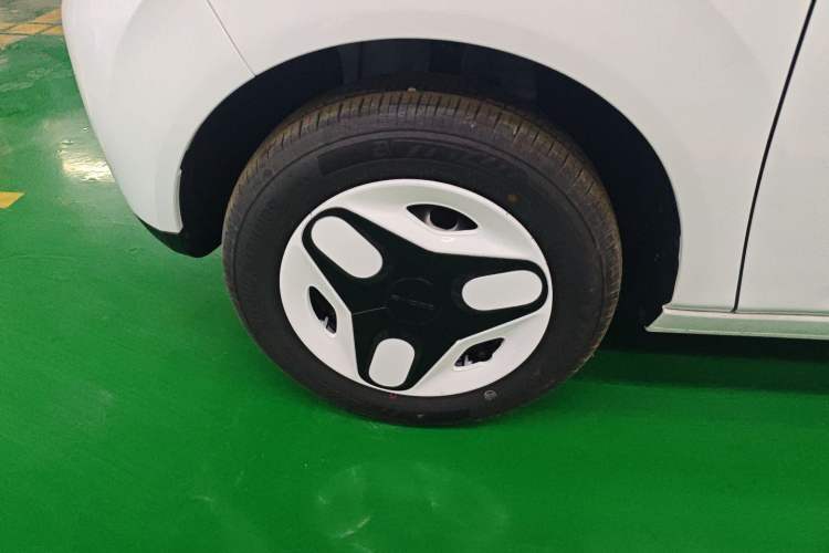 Used Geely Galaxy Panda 2025 210 km – Yuanqi Bear
