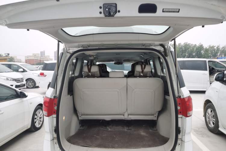 Used SAIC MAXUS G10 2018 PLUS 2.0T Automatic Smart Edition