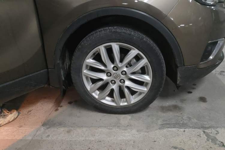 Used Buick Envision 2018 28T Four-Wheel Drive Luxury Model
