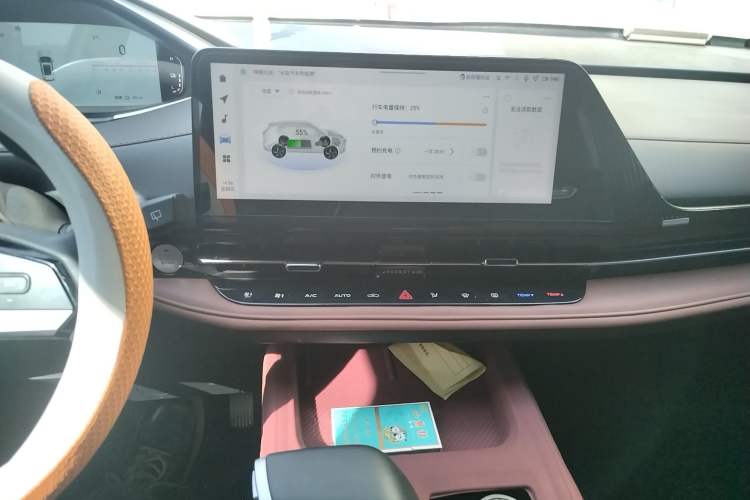 Used CHANGAN NEVO Q05 2024 Truly Delicious Version 125 Excellence Edition CATL