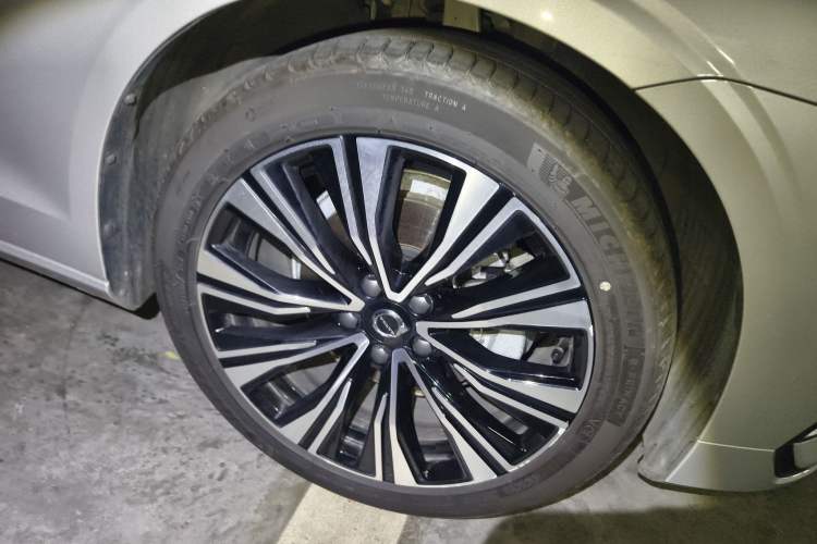 Used Volvo S60 2024 B4 Zhiyuan Luxury Edition
