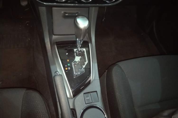 Used Toyota Corolla 2017 Revised Version 1.6L S-CVT GL
