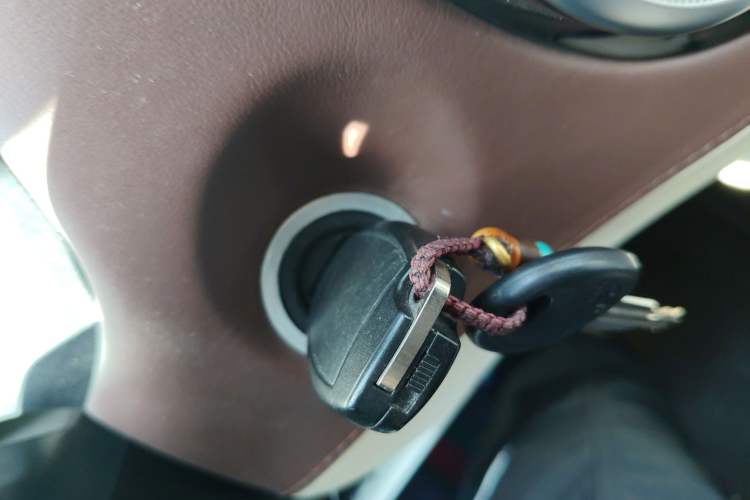 Used Mercedes-Benz Vito 2021 2.0T Elite Version 7 Seats