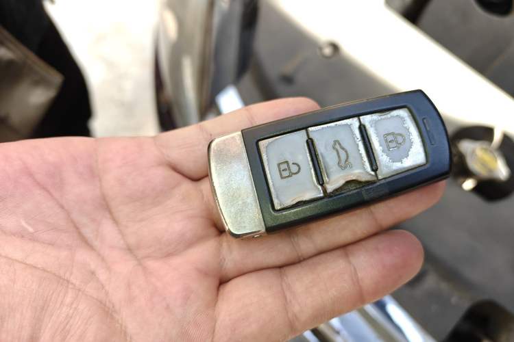 Used Zotye Domy X5 2017 Upgraded Model 1.5T CVT Governor Edition Vehicle Key