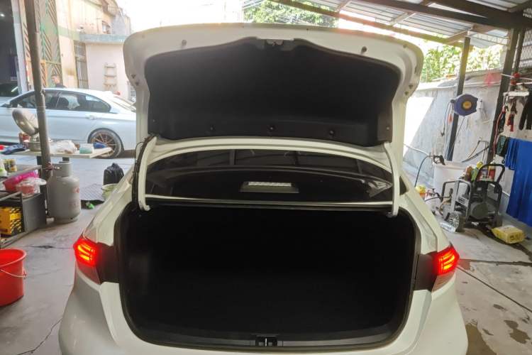 Used Toyota Levin 2022 Dual-Motor 1.8H E-CVT Leading Edition