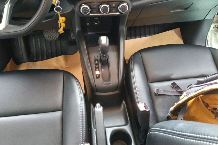 Used Nissan Kicks 2019 1.5L CVT Cool Enjoy Edition