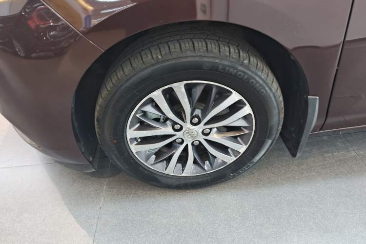 Used Buick GL8 2017 ES 28T Luxury Model China V Standard