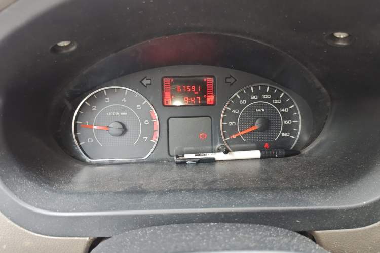 Used Wuling Rongguang V 2019 1.5L Van - Utility Model
