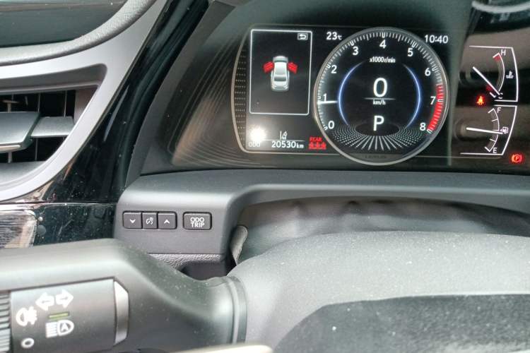 Used Lexus ES 2022 200 Excellence Edition Odometer Close Up