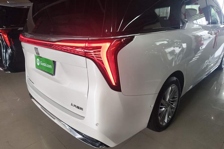 Used Buick Century 2023 2.0T Six-Seater Yinshi Edition