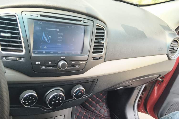 Used Roewe 350 2013 350S 1.5L Manual Xunchi Edition