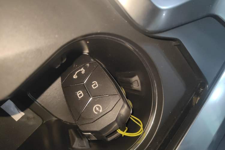 Used Lynk & Co 01 2017 2.0T Two-Wheel Drive Pro Edition
