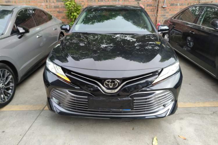 Used Toyota Camry 2018 2.5G Luxury Edition
