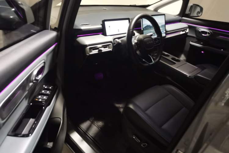 Used AION Y 2023 Plus 510 Tech Edition