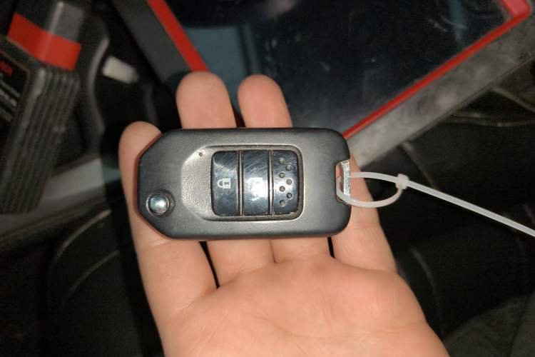 Used Honda CR-V 2019 240TURBO CVT 2WD Comfort Version China VI Emission Standard Vehicle Key