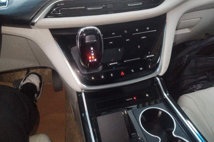 Used Buick GL8 2023 ES Lu Zun Comfort Model