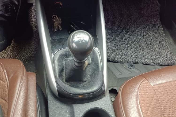 Used Kia Forte 2014 1.6L MT GL