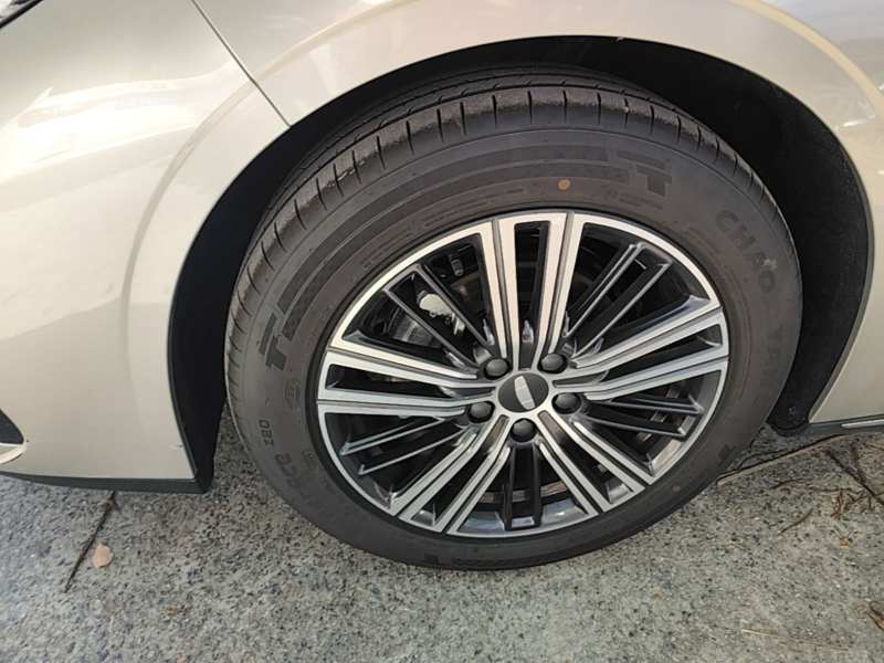 Used Geely Auto Emgrand 2026 Model 5th Generation 1.5L CVT Prestige Edition — 22