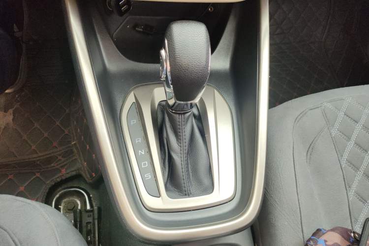 Used Ford Escort 2017 1.5L Automatic Comfort Model Gear Lever