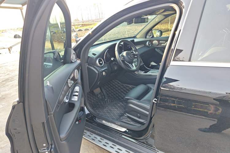 Used Mercedes-Benz GLC 2021 GLC 300 L 4MATIC Dynamic Model
