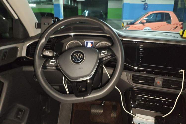 Used Volkswagen Tayron 2022 280TSI Two-Wheel Drive Luxury Smart Connectivity Version
