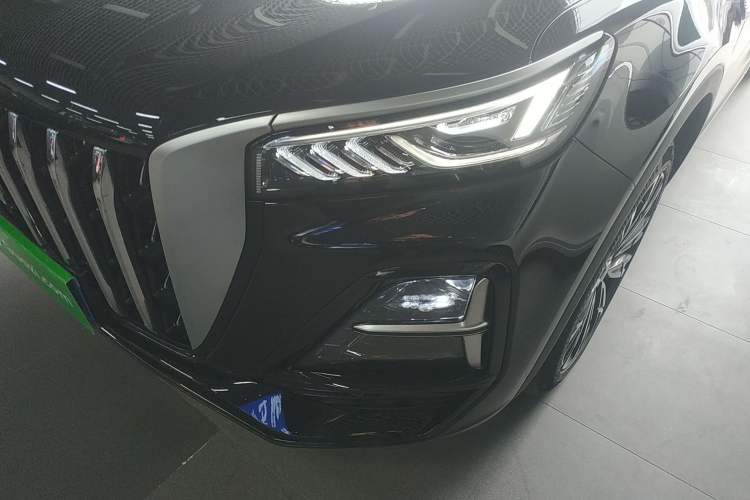 Used Hongqi HS5 2026 Model 2.0T Four-Wheel Drive Qi Xiang Pro Edition