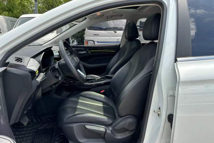 Used Roewe i5 2021 1.5L CVT Diamond Edition