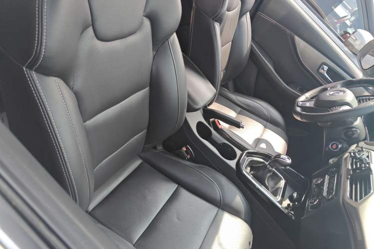 Used Dongfeng Fengon S560 2018 1.8L Manual Urban Model 5 Seats
